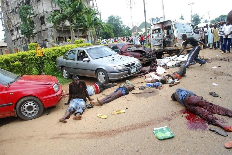 © Reuters. امرأة وراء تفجير وقع في محطة حافلات بنيجيريا وأدى لقتل 15 شخصا