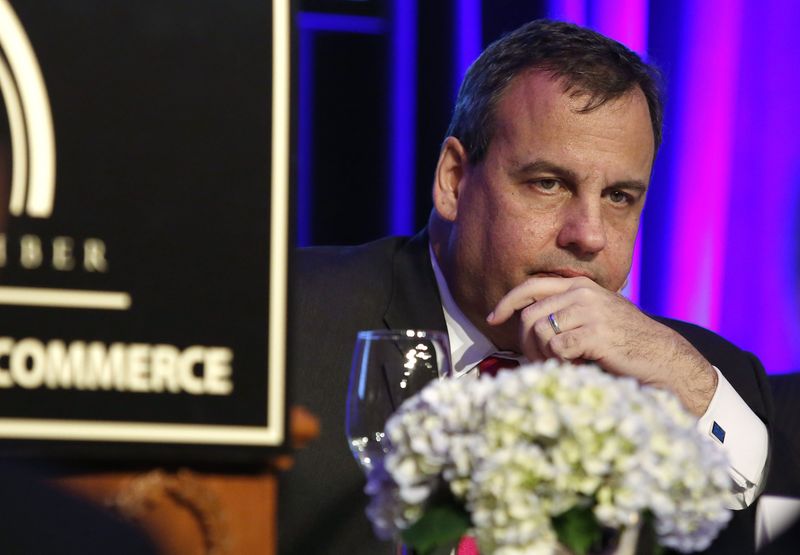 © Reuters. New Jersey Governor Chris Christie (R-NJ) attends the New Jersey Chamber of Commerce 78th annual "Walk to Washington and Congressional Dinner"