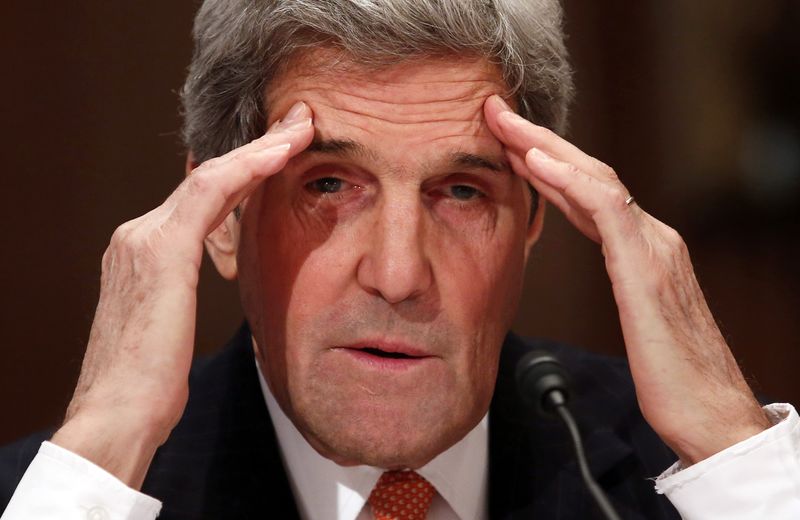 © Reuters. Kerry depõe em audiência no Congresso dos EUA