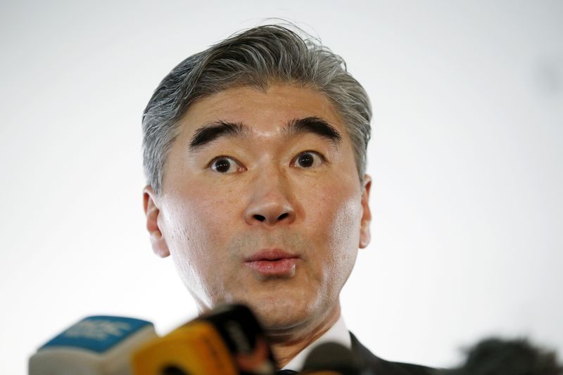 © Reuters. U.S. Special Representative for North Korea Policy Sung Kim speaks to media at a news conference in Beijing