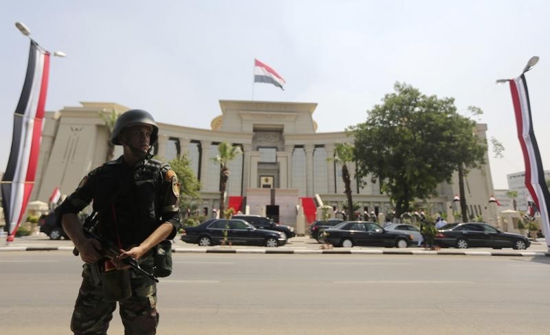 © Reuters. المحكمة الدستورية بمصر تصدر حكمها بشأن دستورية قوانين الانتخابات أول مارس