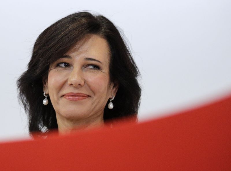 © Reuters. Ana Botin, Chairman of Banco Santander, smiles during the bank's 2014 results presentation at the company headquarters in Boadilla del Monte