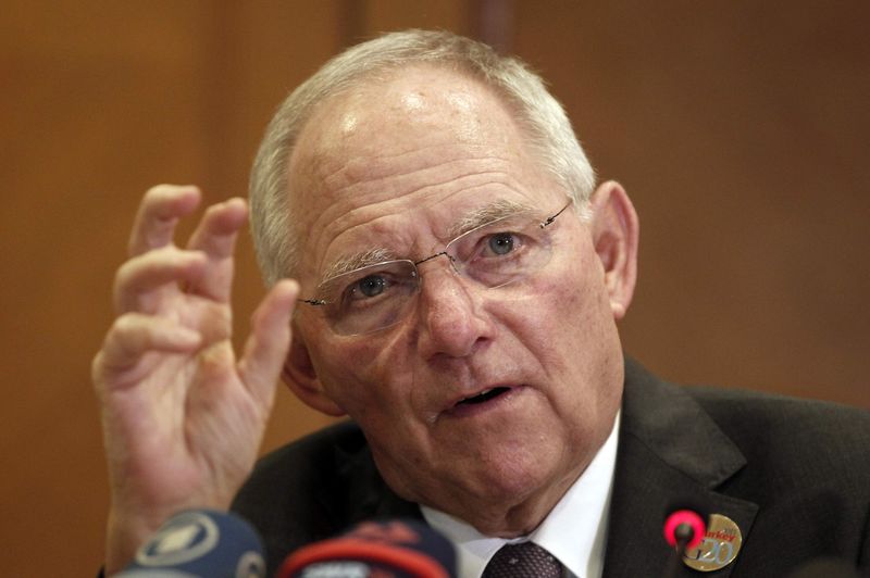 © Reuters. Il ministro delle Finanze tedesco Wolfgang Schauble