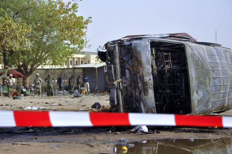 © Reuters. مصادر: انتحاري يقتل 17 شخصا على الأقل في محطة حافلات بنيجيريا
