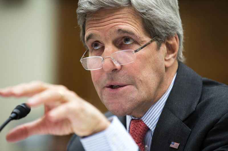 © Reuters. U.S. Secretary of State John Kerry testifies to the House Foreign Relations Committee on Capitol Hill