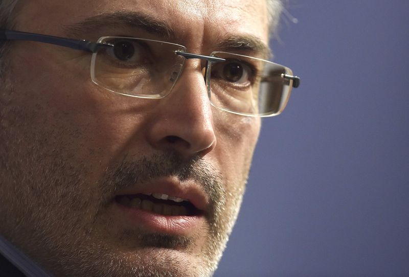 © Reuters. Russian exile, Khodorkovsky delivers a speech in central London