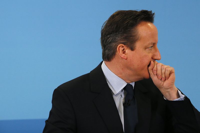 © Reuters. كاميرون: بريطانيا ستفعل ما بوسعها لتعقب "الجهادي جون"