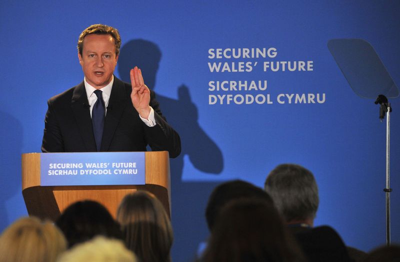 © Reuters. Britain's Prime Minister David Cameron speaks at the Welsh Conservative Party Conference in Cardiff