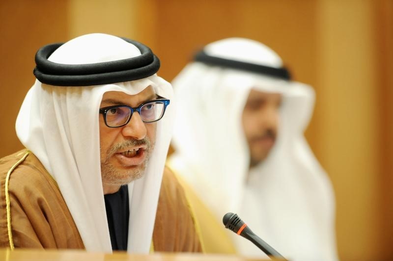© Reuters. Anwar Mohammed Gargash, Minister of State for Foreign Affairs speaks during a meeting of the Federal National Council in Abu Dhabi