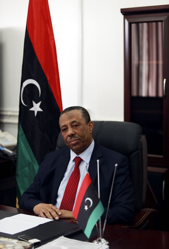 © Reuters. رئيس وزراء ليبيا يتهم تركيا بإمداد جماعة منافسة في طرابلس بالسلاح