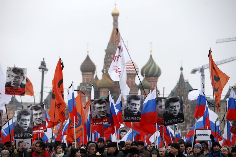 © Reuters. MARCHE À MOSCOU EN MÉMOIRE DE L'OPPOSANT BORIS NEMTSOV ASSASSINÉ