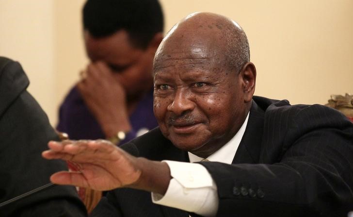 © Reuters. الرئيس الاوغندي يجري تعديلا وزاريا محدودا