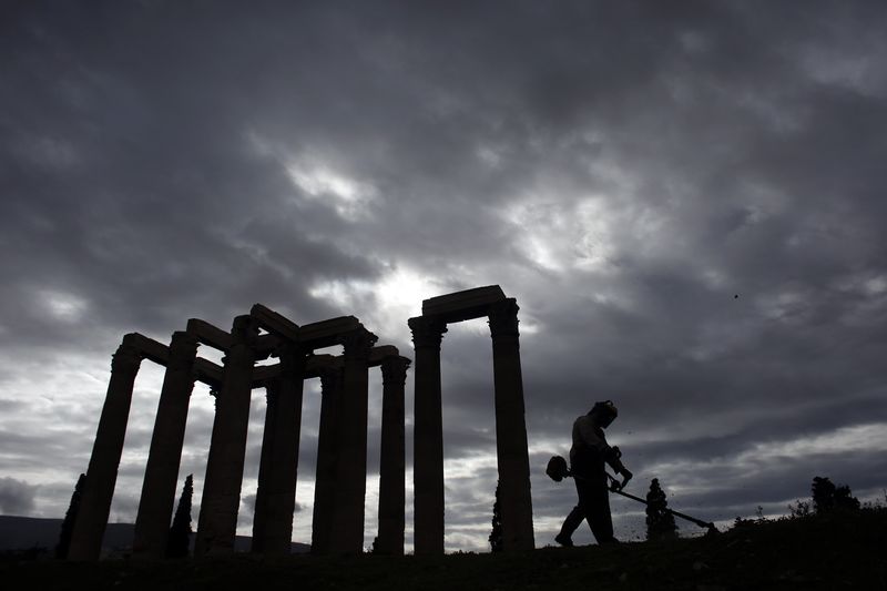 © Reuters. El BCE, incómodo con tener que liderar el drama de financiación de Grecia