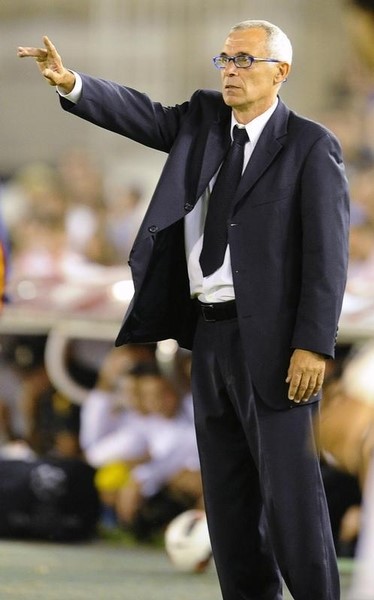 © Reuters. Héctor Cúper entrenará a la selección nacional de Egipto