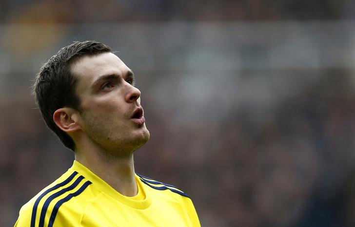 © Reuters. Sunderland's Adam Johnson reacts during their English Premier League soccer match against Newcastle United in Newcastle