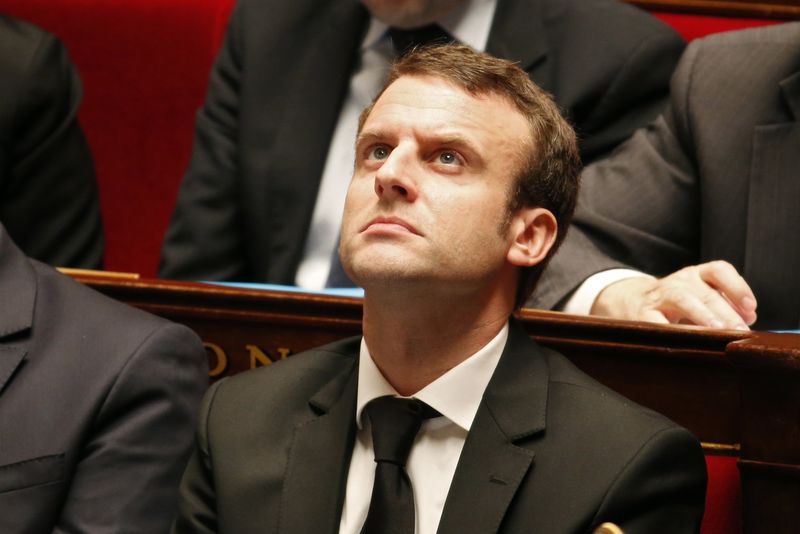 © Reuters. وزير: فرنسا تنوي خفض الإنفاق 50 مليار يورو بحلول 2017