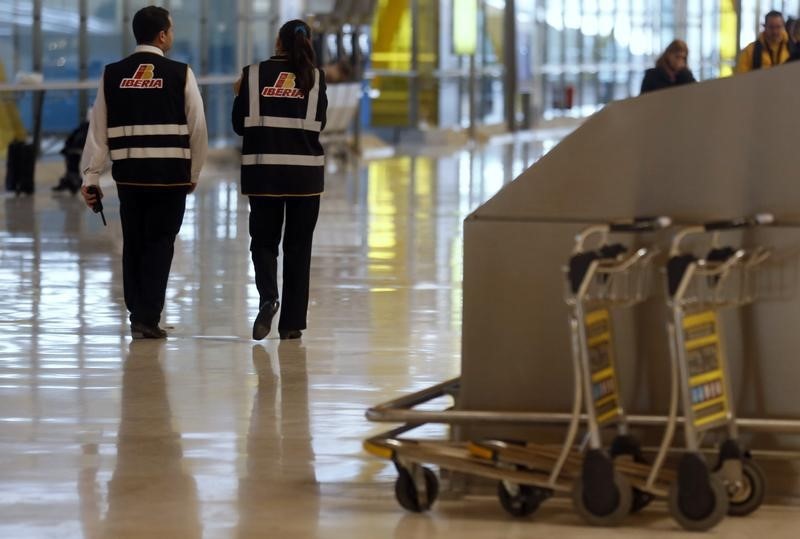 © Reuters. La ocupación de los aviones de IAG sube en febrero 