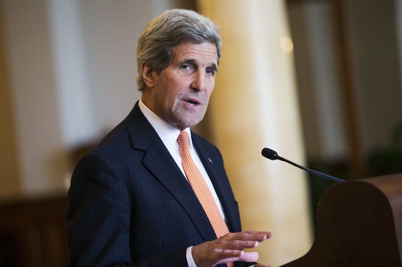 © Reuters. Secretário de Estado dos EUA John Kerry em discurso em Montreux
