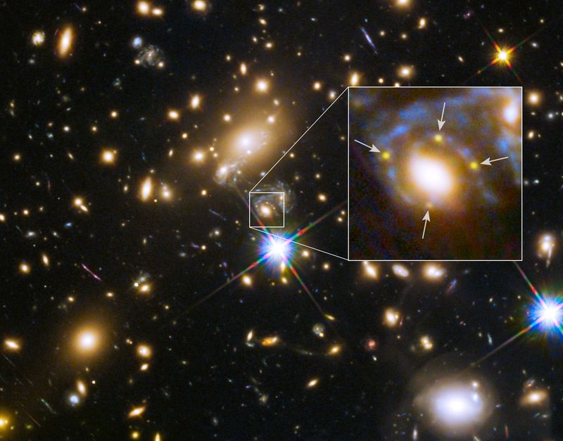 © Reuters. Hubble Space Telescope image shows multiple images of a single distant supernova