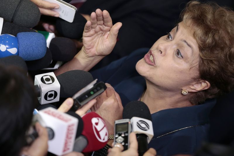 © Reuters. Presidente Dilma Rousseff concede entrevista no Palácio do Planalto 