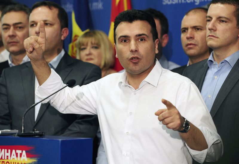 © Reuters. Macedonia's chief opposition leader Zaev speaks to the media during a news conference in Skopje