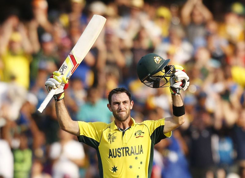 © Reuters. Australia's Maxwell celebrates reaching century during Cricket World Cup match against Sri Lanka in Sydney