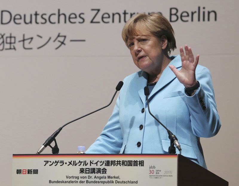 © Reuters. Chanceler alemã, Angela Merkel, durante entrevista coletiva em Tóquio