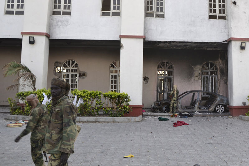© Reuters. مقتل جنود من تشاد والنيجر مع فقدان بوكو حرام بلدات في نيجيريا