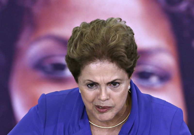 © Reuters. Brazil's President Rousseff speaks during a ceremony for the International Women's Day at Planalto Palace in Brasilia