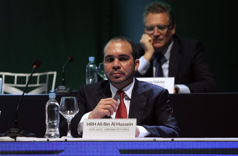 © Reuters. Príncipe da Jordânia, Ali bin al-Hussein, durante reunião da CONMEBOL
