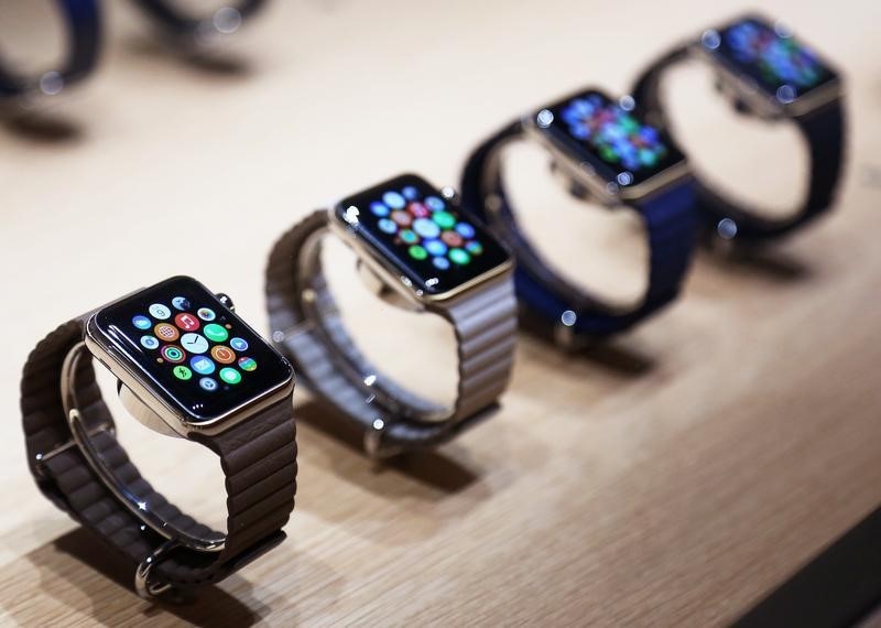 © Reuters. Apple Watch aún no entusiasma a los chinos