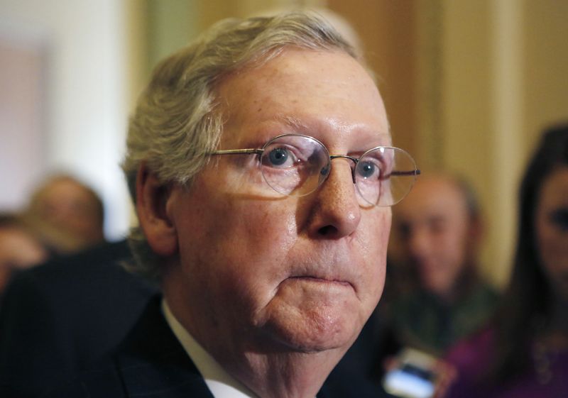 © Reuters. U.S. Senate Majority Leader McConnell talks to the media, after a weekly Senate Republican caucus luncheon on Capitol Hill in Washington