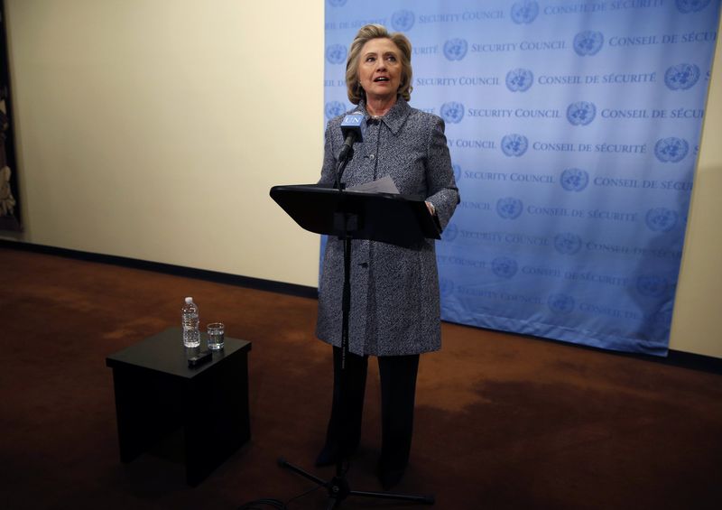 © Reuters. Former U.S. Secretary of State Hillary Clinton speaks during a news conference at the United Nations in New York