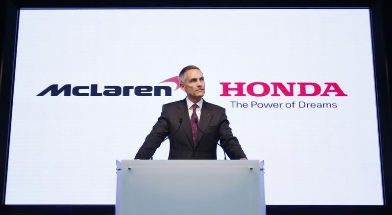 © Reuters. McLaren Group Limited CEO Martin Whitmarsh attends a news conference in Tokyo