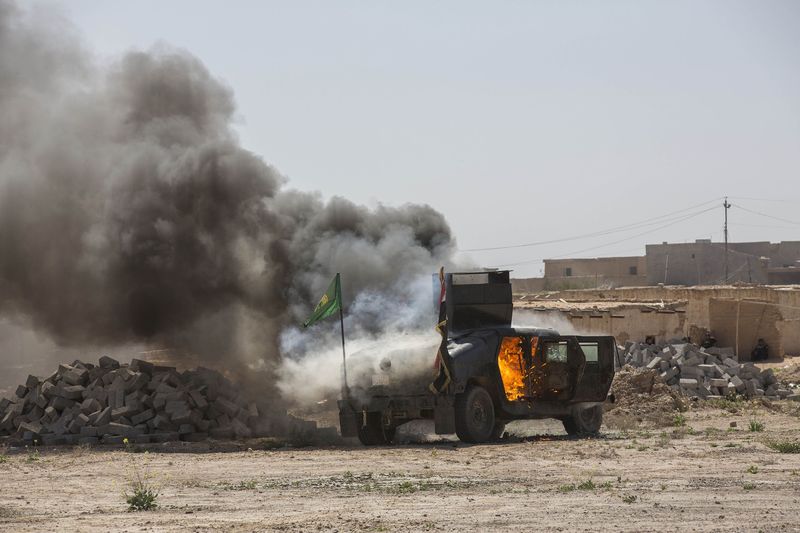 © Reuters. الهجوم العراقي لطرد الدولة الإسلامية من تكريت يتوقف فيما يبدو