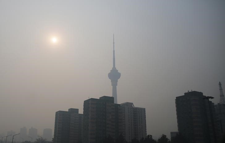 © Reuters. Dia nebuloso em Pequim