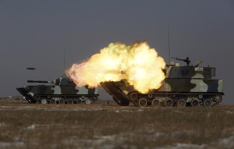 © Reuters. تقرير: الصين تحل محل ألمانيا كثالث أكبر مصدر للأسلحة في العالم