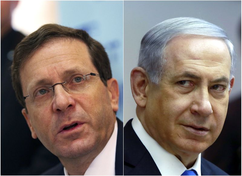 © Reuters. Combination picture of Isaac Herzog, co-leader of the centre-left Zionist Union party, and Israeli Prime Minister Benjamin Netanyahu