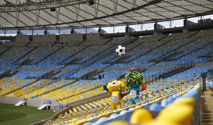 © Reuters. La FIFA elige seis ciudades y siete estadios para el fútbol de los JJOO de 2016