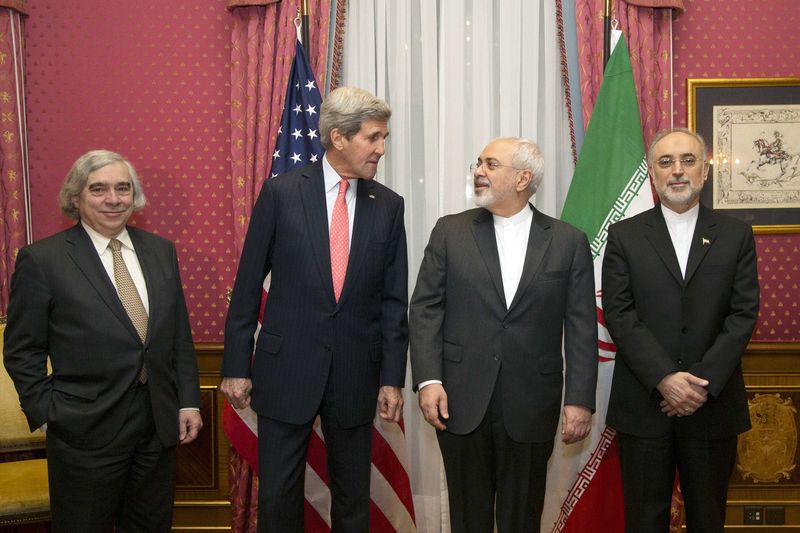 © Reuters. Cerca de un acuerdo nuclear, EEUU pide a Irán tomar decisiones difíciles