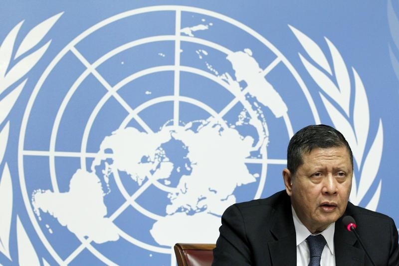 © Reuters. UN Special Rapporteur Marzuki Darusman addresses news conference on the situation of human rights in North Korea in Geneva