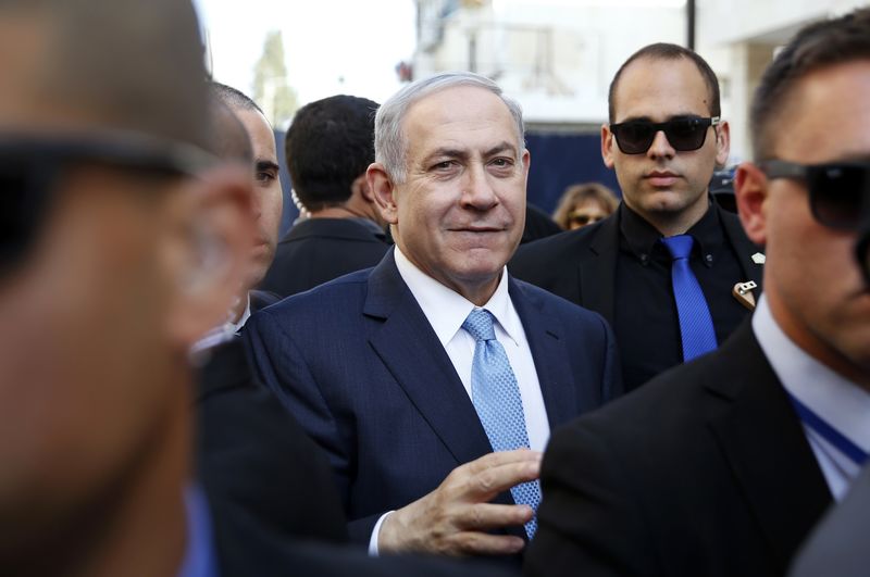 © Reuters. Premiê israelense Netanyahu durante votação em Ashkelon