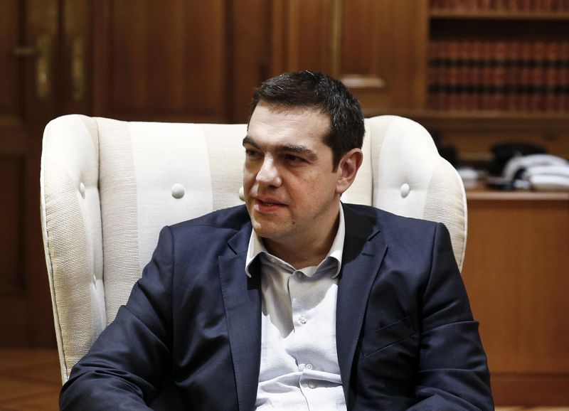 © Reuters. Grecia debe seguir en el euro pero solo bajo ciertas condiciones, según Moscovici