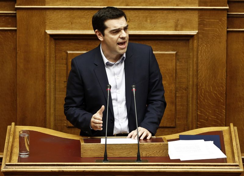 © Reuters. O premiê grego, Alexis Tsipras, durante sessão parlamentar em Atenas