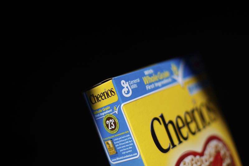 © Reuters. File photo of the General Mills logo on a box of cereal in Evanston
