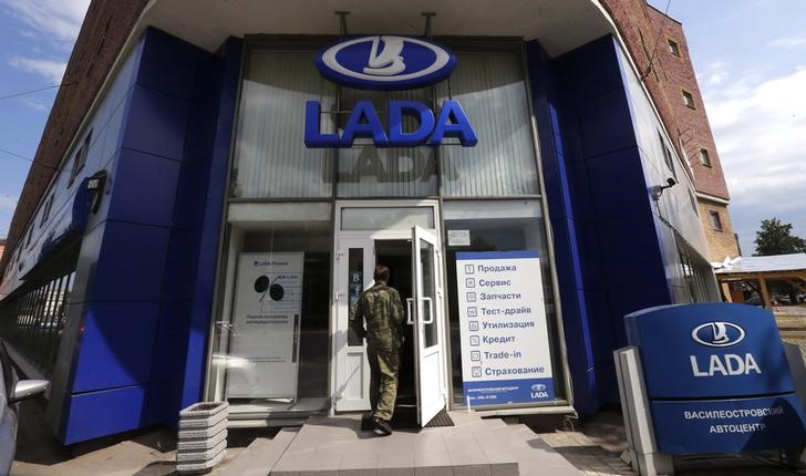 © Reuters. LADA VEUT AUGMENTER SON POIDS SUR LE MARCHÉ RUSSE