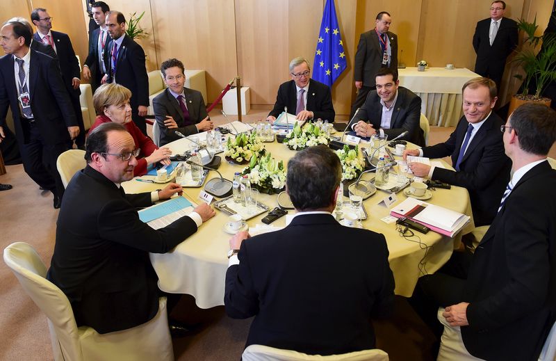 © Reuters. Tsipras dice a la UE que elaborará reformas para desbloquear fondos