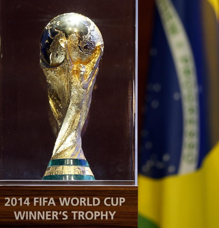 © Reuters. Troféu da Copa do Mundo
