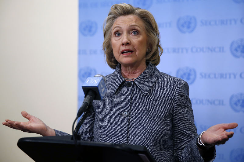 © Reuters. Former U.S. Secretary of State Hillary Clinton speaks during a news conference at the United Nations in New York