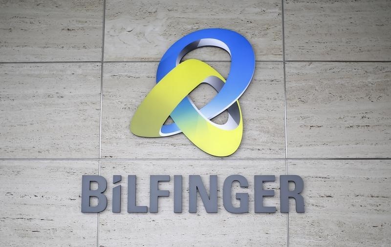 © Reuters. The logo of German industrial services provider Bilfinger is pictured on their headquarters in Mannheim